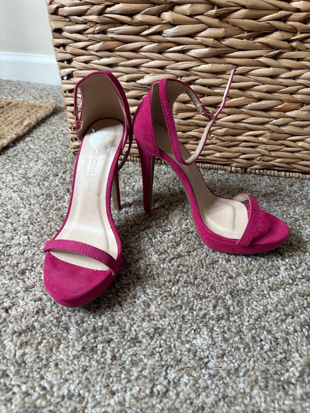 Wild, diva, pink faux, suede platform, heeled sandals 6 625